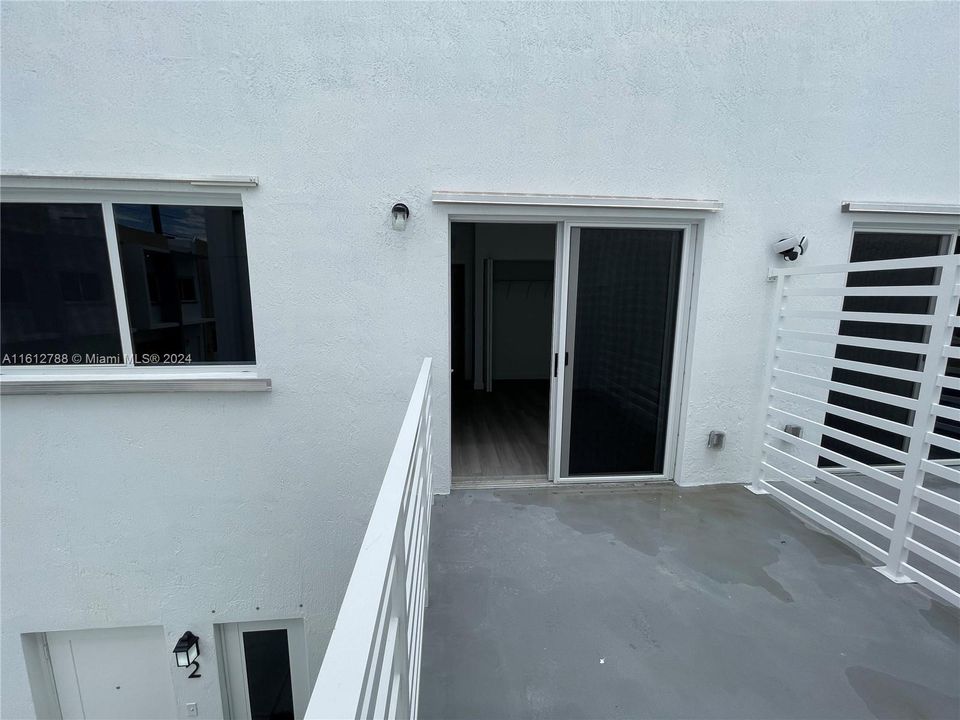 For Rent: $3,000 (3 beds, 2 baths, 1400 Square Feet)