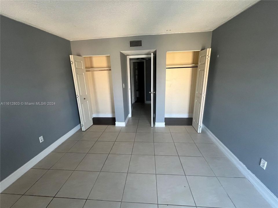 For Rent: $2,100 (2 beds, 2 baths, 1220 Square Feet)