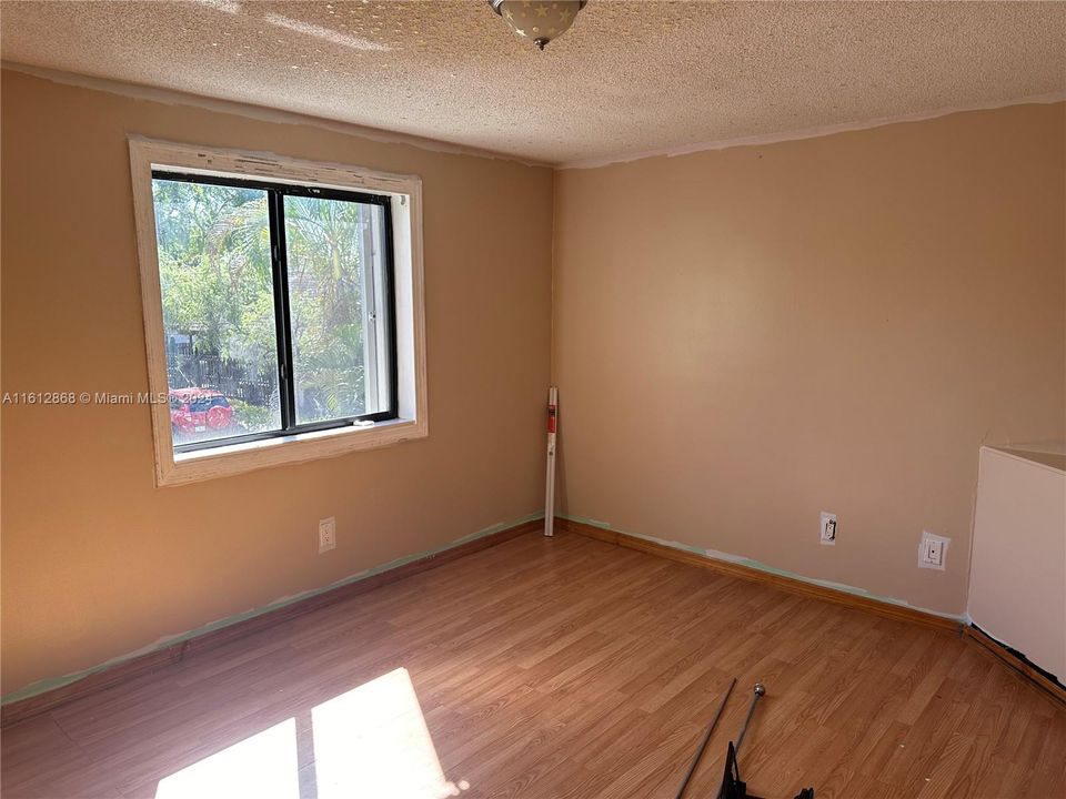 2nd bedroom upstairs