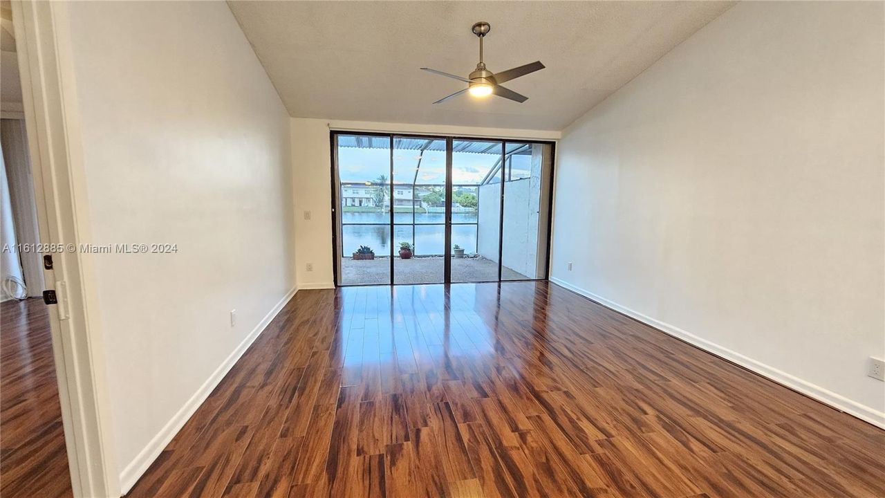 Recently Rented: $2,800 (2 beds, 2 baths, 1046 Square Feet)