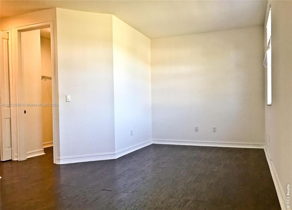 For Rent: $3,300 (3 beds, 2 baths, 0 Square Feet)