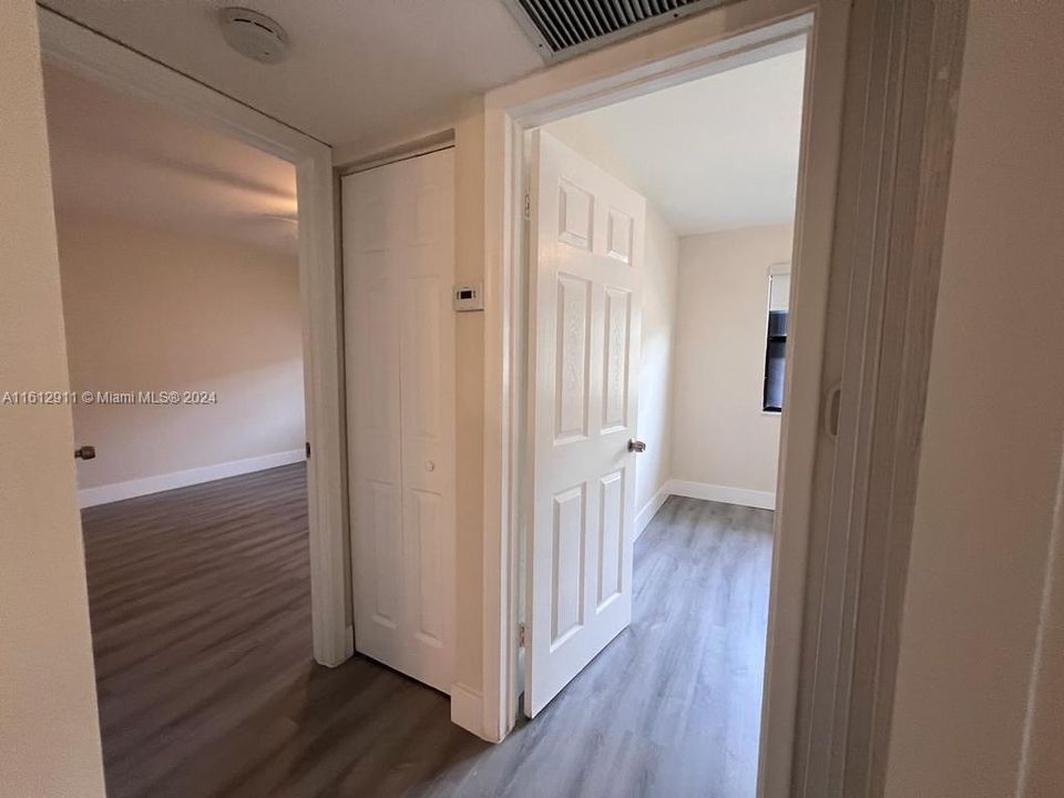 For Rent: $2,450 (2 beds, 2 baths, 750 Square Feet)