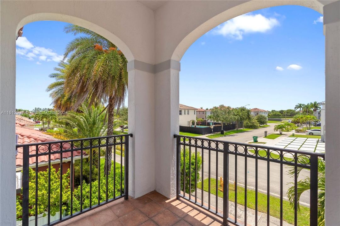 master bedroom balcony