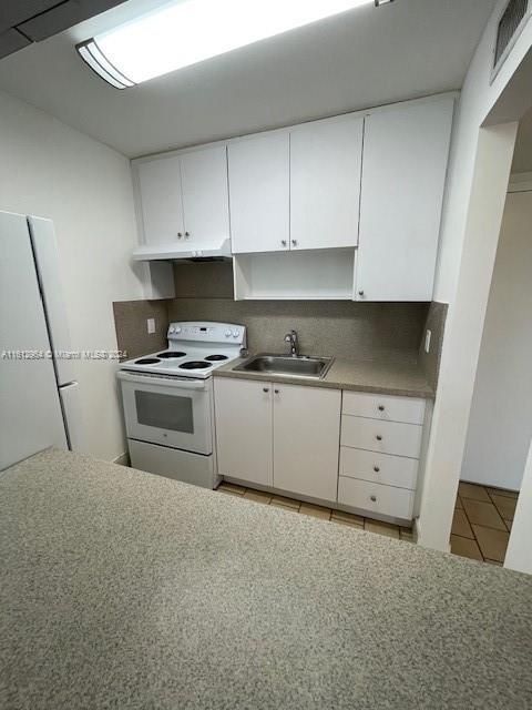 For Rent: $1,650 (1 beds, 1 baths, 775 Square Feet)