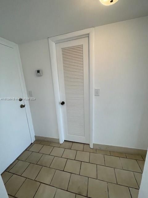 For Rent: $1,650 (1 beds, 1 baths, 775 Square Feet)