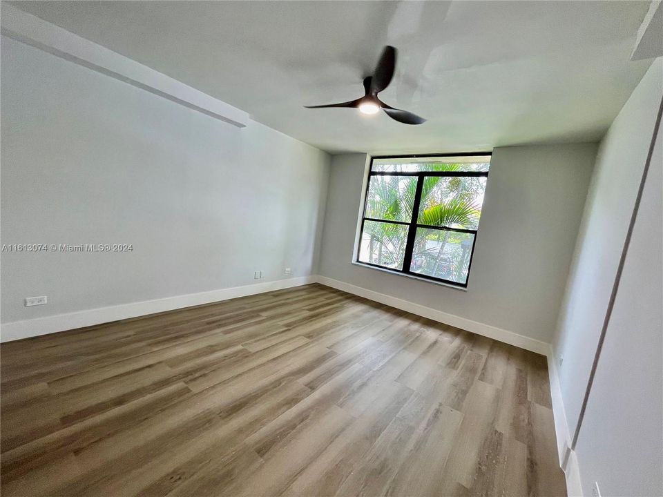 Recently Rented: $1,650 (1 beds, 1 baths, 800 Square Feet)