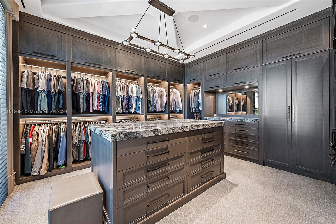 Master Closet - B