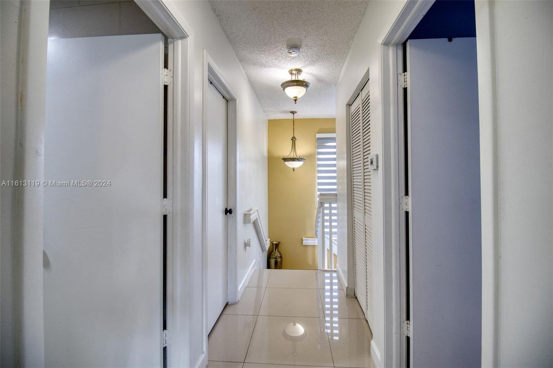 Active With Contract: $540,000 (3 beds, 2 baths, 1790 Square Feet)