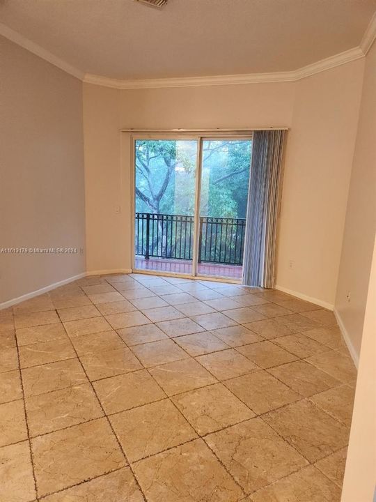 For Rent: $2,700 (2 beds, 2 baths, 1068 Square Feet)