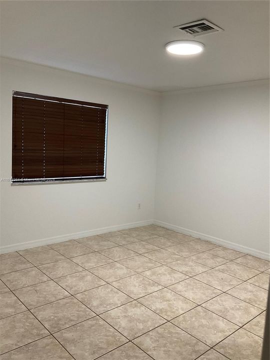 For Rent: $2,900 (2 beds, 2 baths, 1100 Square Feet)