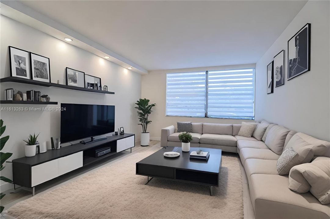 For Sale: $390,000 (2 beds, 2 baths, 880 Square Feet)