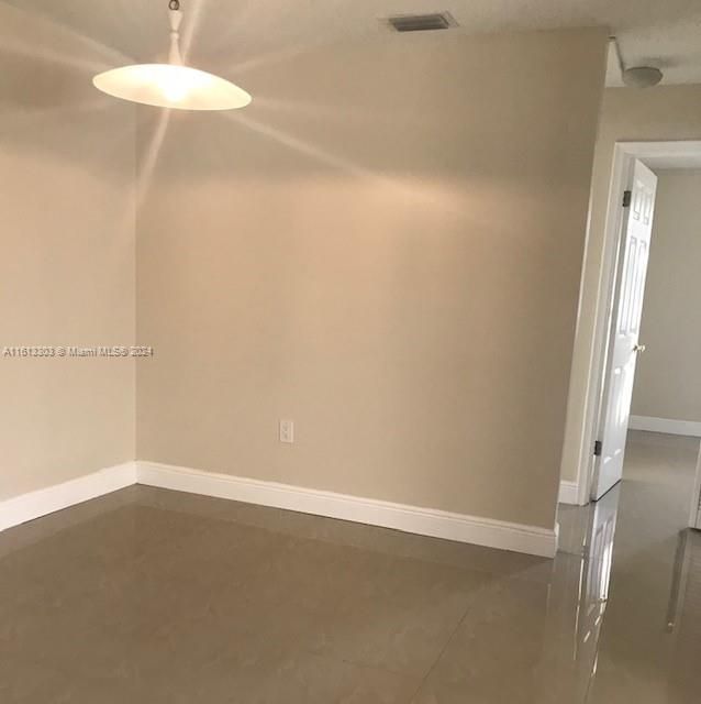 For Rent: $2,150 (2 beds, 2 baths, 754 Square Feet)