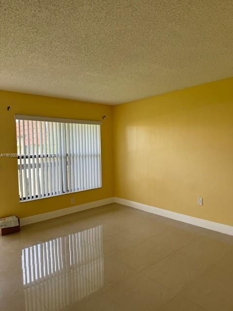 For Rent: $2,150 (2 beds, 2 baths, 754 Square Feet)