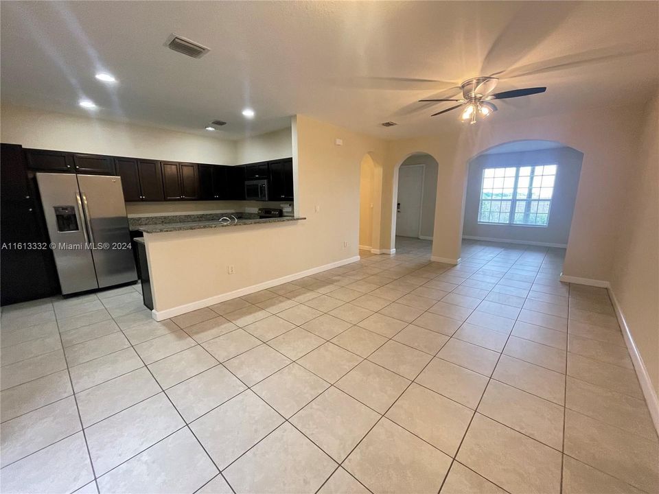 For Rent: $3,200 (3 beds, 2 baths, 1740 Square Feet)