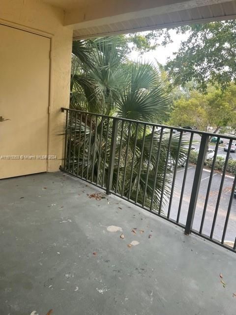 For Rent: $2,100 (2 beds, 2 baths, 1024 Square Feet)