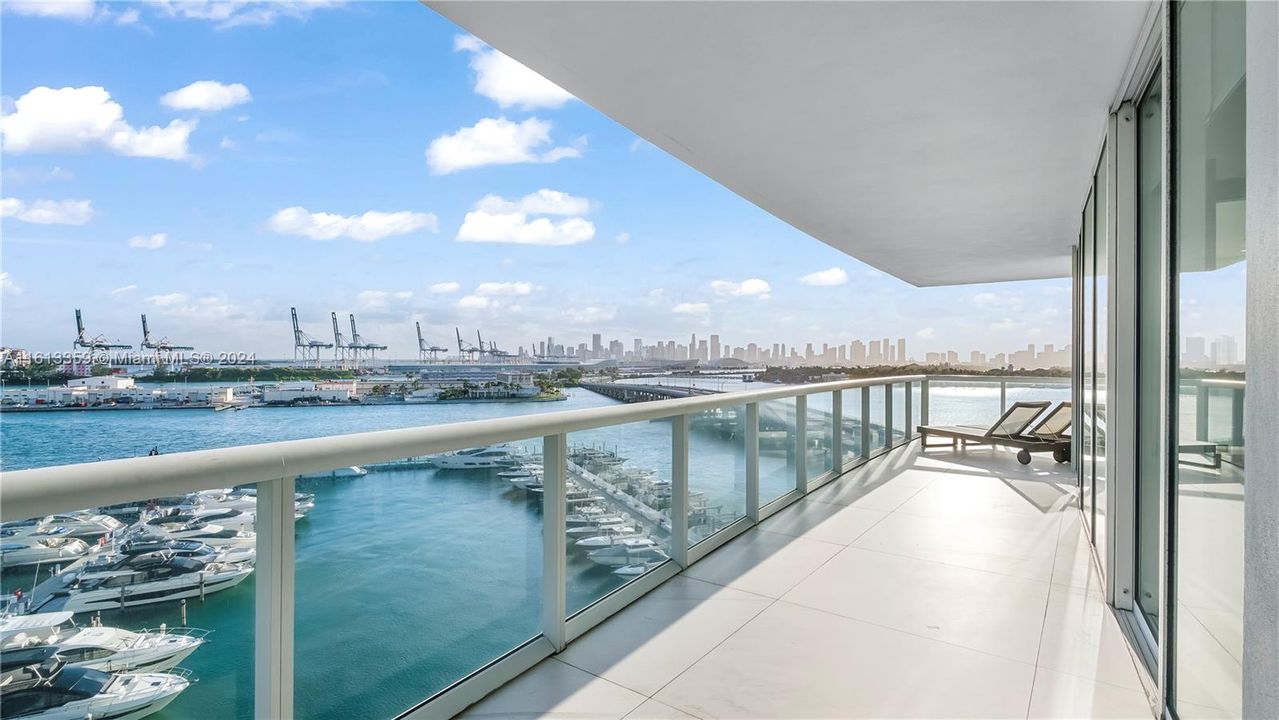 En Venta: $7,950,000 (4 camas, 4 baños, 4078 Pies cuadrados)