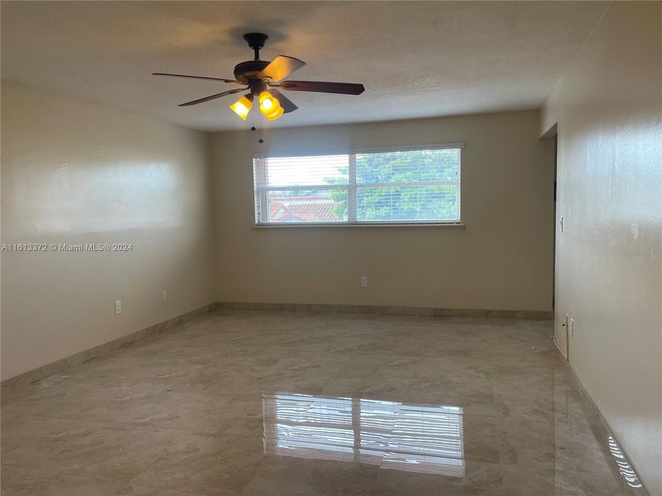 For Rent: $3,950 (4 beds, 3 baths, 2894 Square Feet)