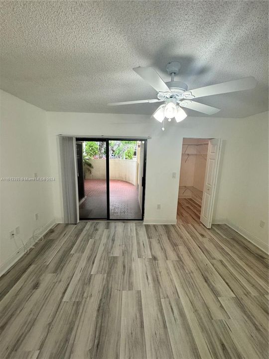 For Rent: $2,650 (2 beds, 2 baths, 910 Square Feet)