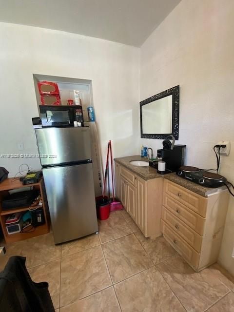 For Rent: $1,250 (1 beds, 1 baths, 0 Square Feet)