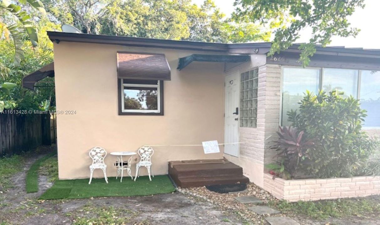 En Venta: $499,000 (3 camas, 2 baños, 1135 Pies cuadrados)