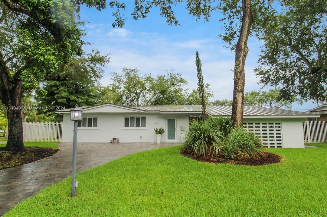 For Sale: $850,000 (4 beds, 2 baths, 0 Square Feet)