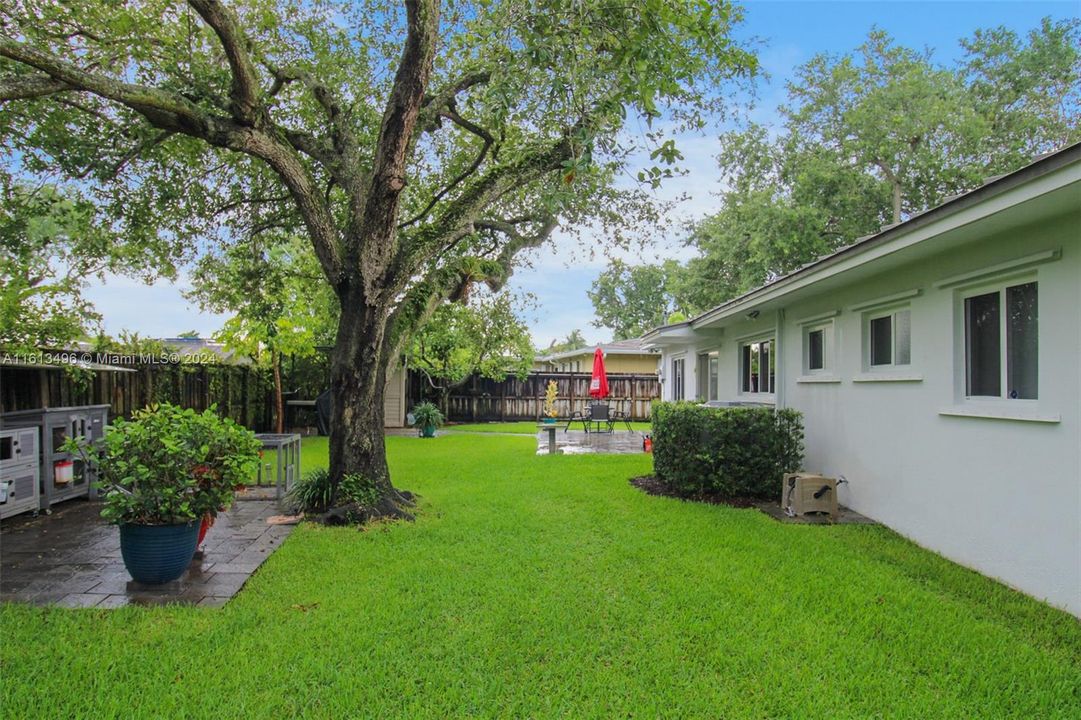 For Sale: $850,000 (4 beds, 2 baths, 0 Square Feet)