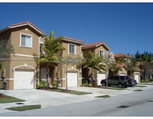 Active With Contract: $2,500 (2 beds, 2 baths, 1150 Square Feet)
