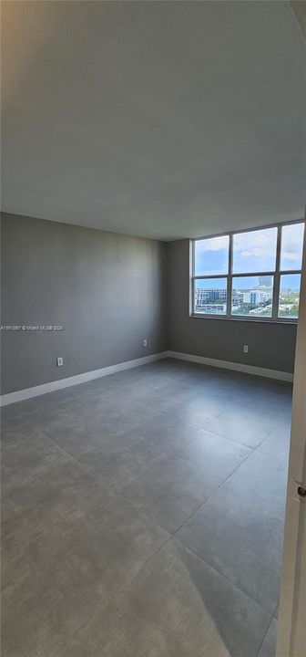 For Sale: $425,000 (2 beds, 2 baths, 1308 Square Feet)