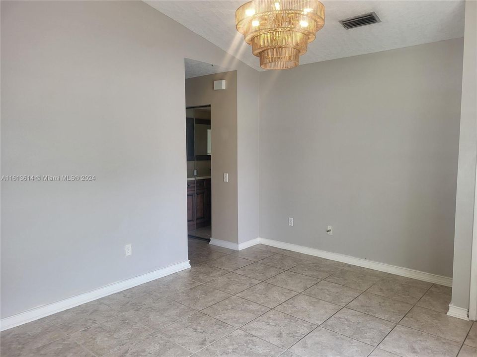 For Rent: $2,850 (2 beds, 2 baths, 1285 Square Feet)