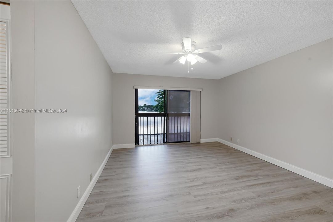 For Sale: $409,900 (3 beds, 2 baths, 1472 Square Feet)