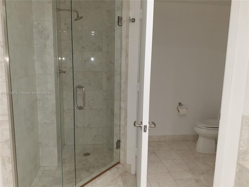 В аренду: $11,000 (2 спален, 3 ванн, 1730 Квадратных фут)