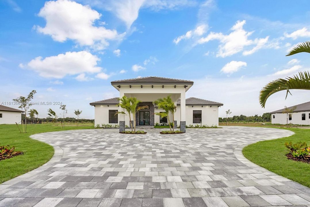 Active With Contract: $1,375,000 (5 beds, 3 baths, 3903 Square Feet)