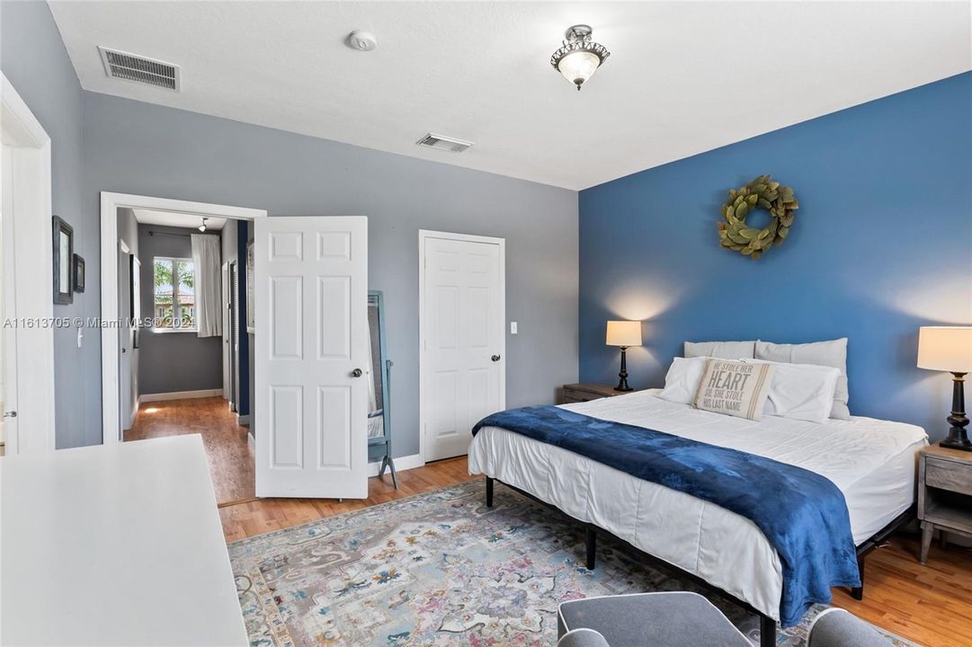 For Sale: $449,900 (3 beds, 2 baths, 1690 Square Feet)