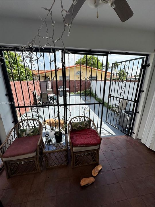 En Venta: $849,900 (0 camas, 0 baños, 2232 Pies cuadrados)