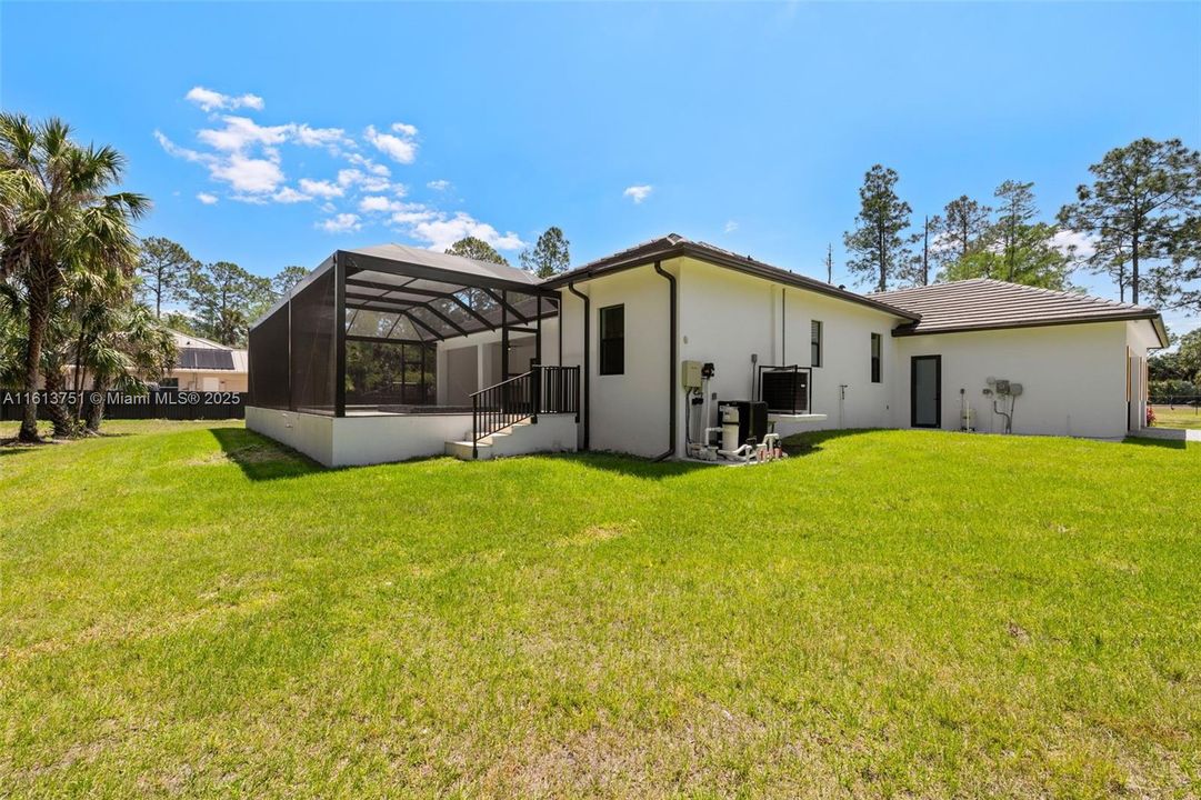 For Sale: $1,349,999 (4 beds, 3 baths, 2570 Square Feet)