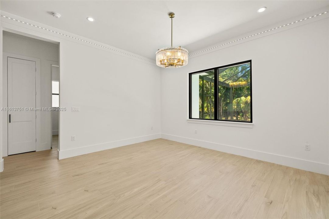 For Sale: $1,349,999 (4 beds, 3 baths, 2570 Square Feet)