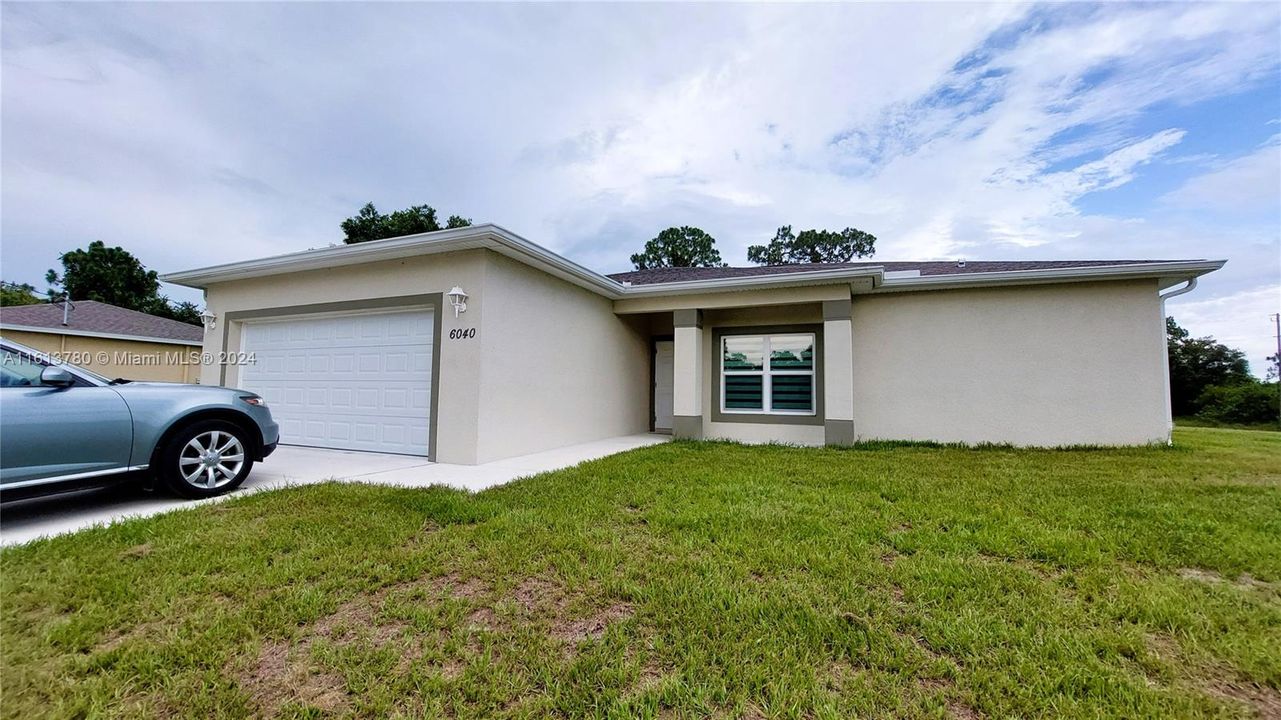 For Sale: $340,000 (3 beds, 2 baths, 1705 Square Feet)