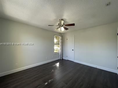 Active With Contract: $195,000 (2 beds, 1 baths, 887 Square Feet)