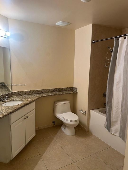 For Rent: $2,350 (1 beds, 1 baths, 836 Square Feet)