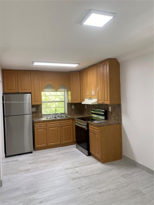 For Rent: $1,800 (1 beds, 1 baths, 6864 Square Feet)
