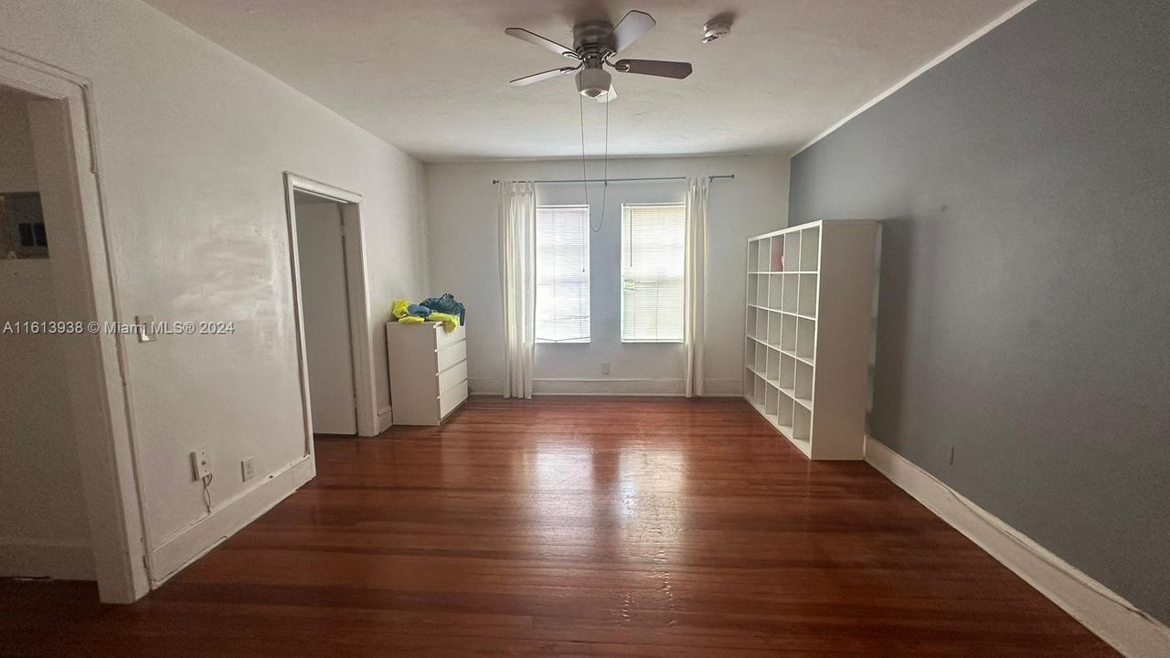 For Rent: $2,050 (1 beds, 1 baths, 510 Square Feet)