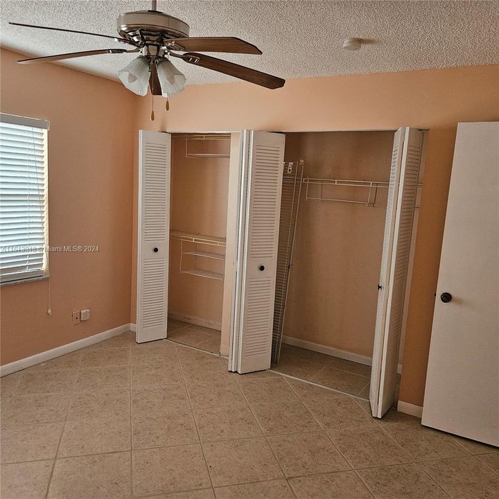 For Sale: $170,000 (2 beds, 2 baths, 1025 Square Feet)