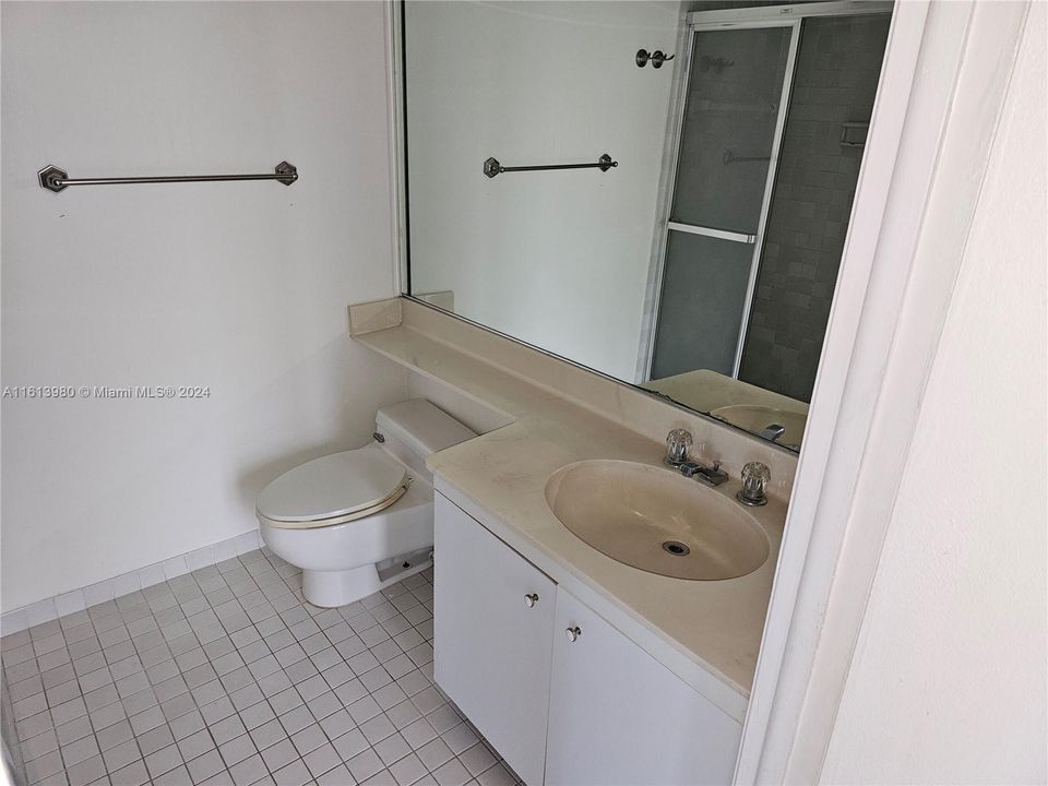 For Sale: $275,000 (2 beds, 2 baths, 1312 Square Feet)