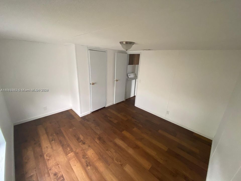 For Rent: $1,900 (2 beds, 2 baths, 710 Square Feet)