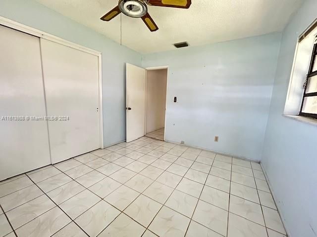 For Sale: $347,000 (3 beds, 2 baths, 1807 Square Feet)