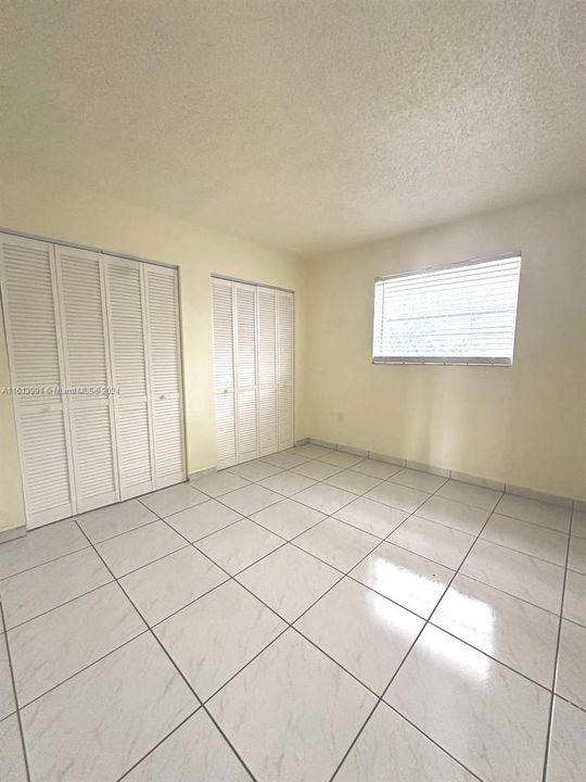 Recently Rented: $2,200 (2 beds, 2 baths, 960 Square Feet)