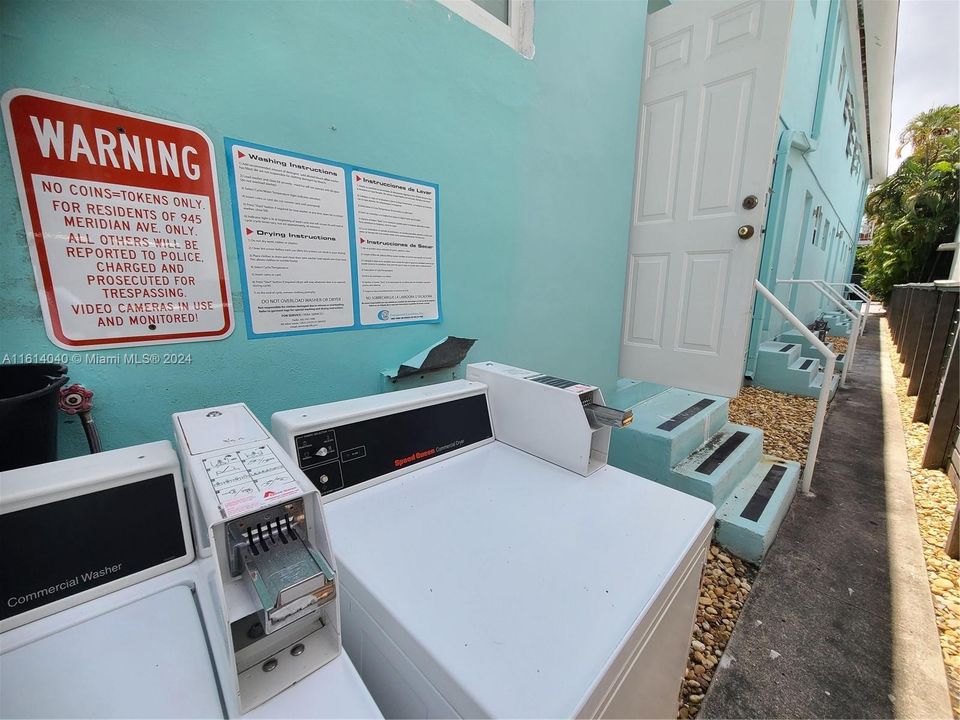 Washer & Drier super conveniently positioned right outside of the Kitchen entrance