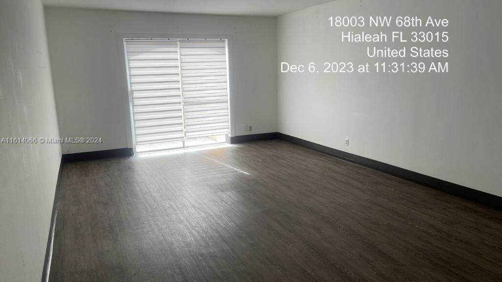 For Rent: $2,300 (2 beds, 2 baths, 1119 Square Feet)