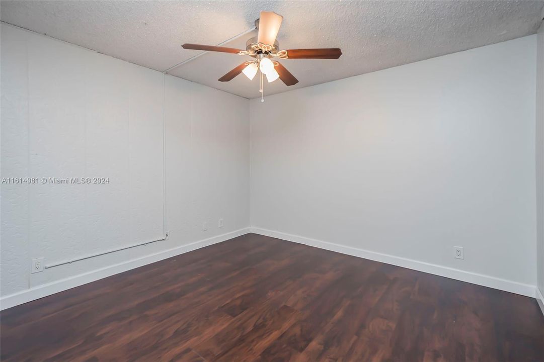 For Rent: $2,000 (2 beds, 2 baths, 1184 Square Feet)