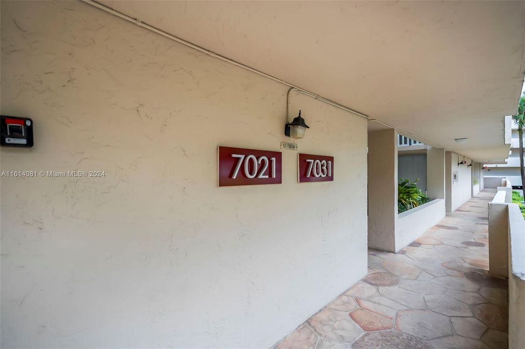 For Rent: $2,000 (2 beds, 2 baths, 1184 Square Feet)